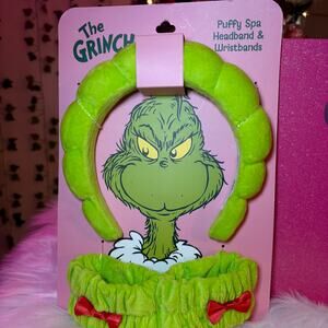 NEW The Grinch Puffy Spa Headband and Wristband Set